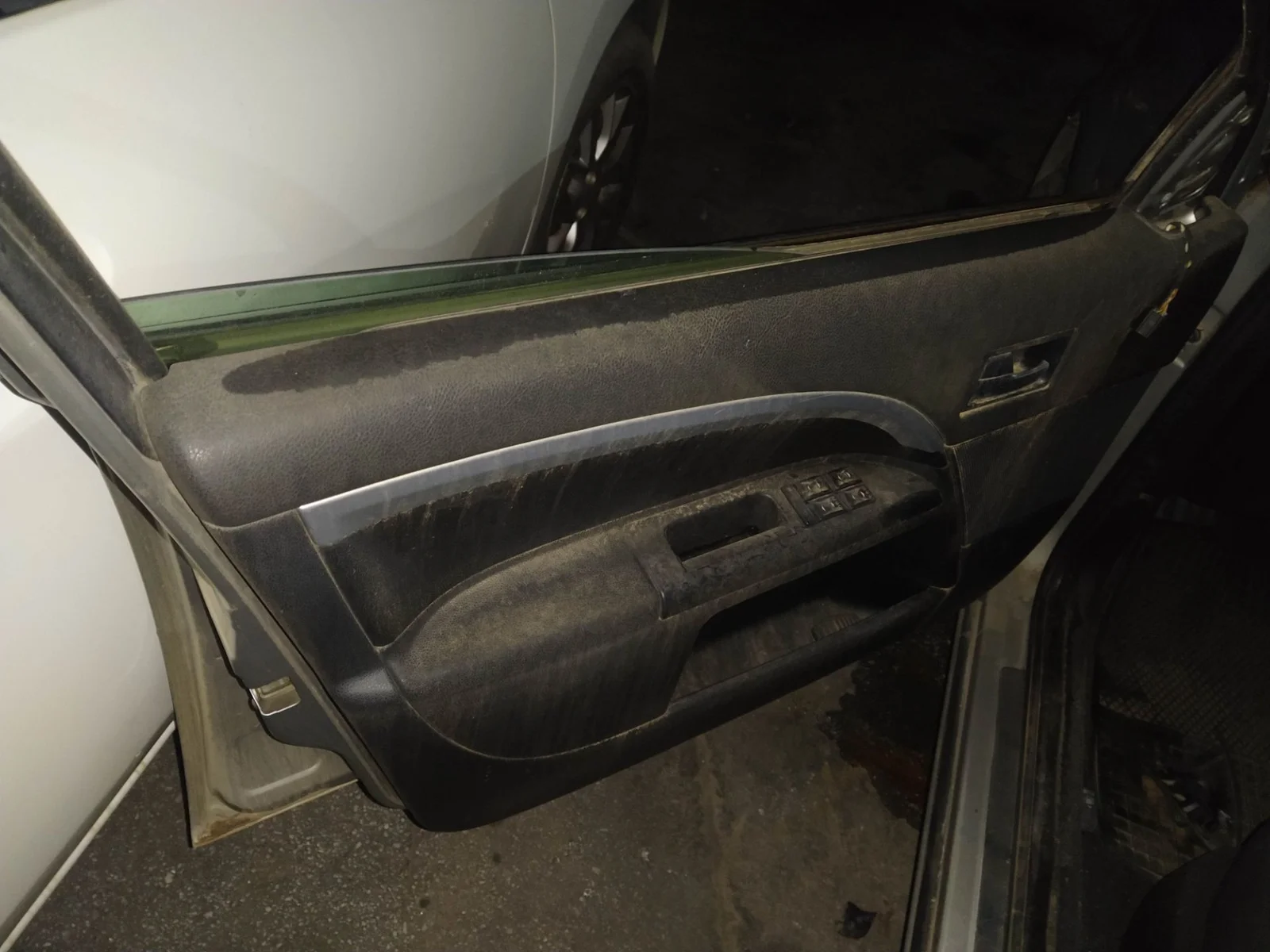 Foto de ELEVALUNAS DELANTERO IZQUIERDO FORD MONDEO BERLINA (GE) 2.0 TDCi CAT (131 CV / 96 KW) referencia 1417698