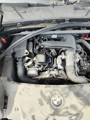 Foto de MOTOR COMPLETO BMW SERIE 1 BERLINA (E81/E87) 2.0 16V Diesel CAT (122 CV / 90 KW) referencia 204D4