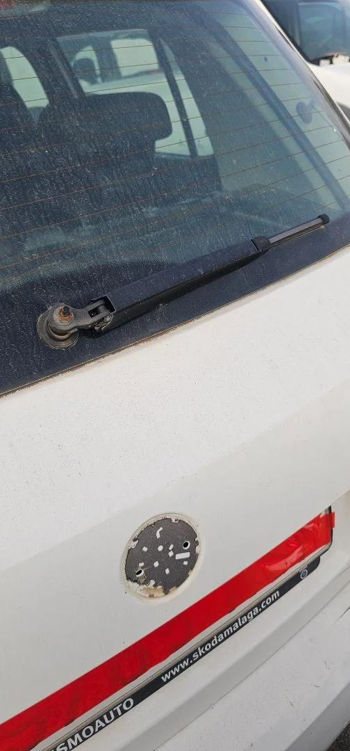 Foto de BRAZO LIMPIA TRASERO SKODA FABIA (5J2) 1.2 (60 CV / 44 KW) referencia 6Q6955707C