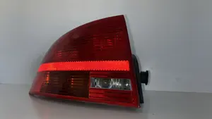 Foto de PILOTO TRASERO IZQUIERDO AUDI A4 BERLINA (8E) 2.0 TDI (140 CV / 103 KW) referencia 8E5945096A