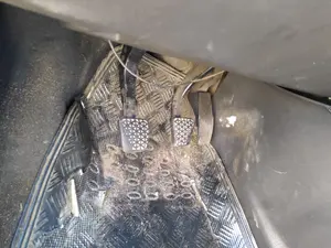Foto de PEDAL EMBRAGUE OPEL ZAFIRA B 1.9 CDTI (120 CV / 88 KW)