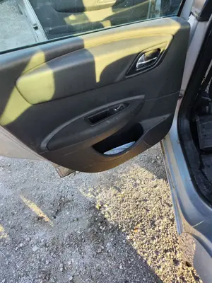 Foto de ELEVALUNAS TRASERO IZQUIERDO CITROEN C4 BERLINA 1.6 16V HDi FAP (109 CV / 80 KW)