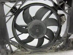Foto de ELECTROVENTILADOR RENAULT SCENIC III (JZ) 1.6 dCi Diesel FAP (131 CV / 96 KW) referencia FC2003M135493
