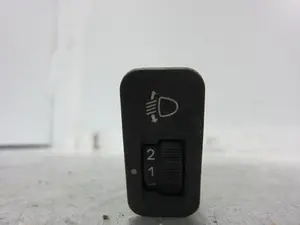 Foto de INTERRUPTOR PEUGEOT 206 CC CABRIO-COUPÉ 1.6 16V CAT (109 CV / 80 KW) referencia 1925699