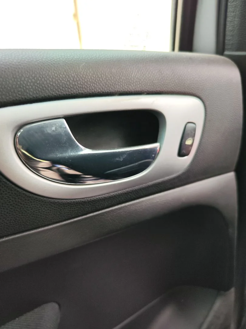 Foto de MANETA INTERIOR TRASERA IZQUIERDA PEUGEOT 307 BREAK/ SW (S2) 2.0 16V HDi FAP CAT (RHR / DW10BTED4) (136 CV / 100 KW) referencia 9143F4