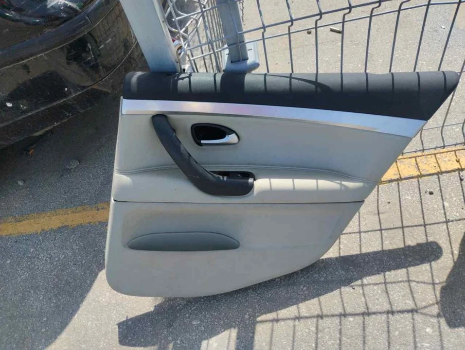 Foto de GUARNECIDO PUERTA TRASERA DERECHA SAAB 9-3 BERLINA 1.9 TiD CAT (150 CV / 110 KW) referencia 1127303