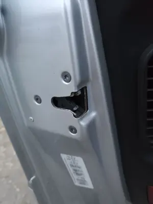 Foto de CERRADURA PUERTA DELANTERA IZQUIERDA CITROEN C8 2.0 HDi CAT (RHK / DW10UTED4) (120 CV / 88 KW) referencia 9135L4