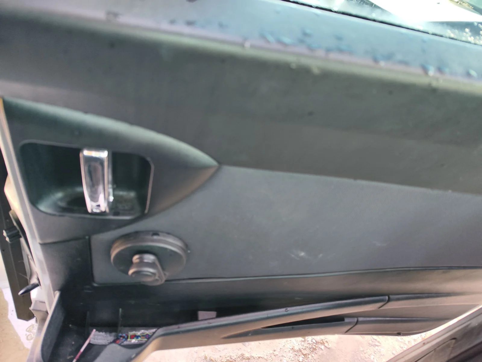 Foto de GUARNECIDO PUERTA TRASERA DERECHA CITROEN C8 2.0 HDi CAT (RHK / DW10UTED4) (120 CV / 88 KW) referencia 933096