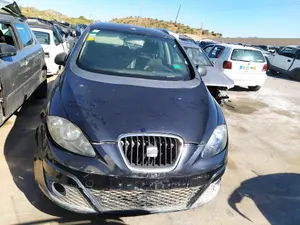 Foto de FARO ANTINIEBLA IZQUIERDO SEAT ALTEA XL (5P5) 1.9 TDI (105 CV / 77 KW)