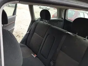 Foto de CINTURON SEGURIDAD TRASERO DERECHO FORD FOCUS FAMILIAR (CAK) 1.8 TDDI Turbodiesel CAT (90 CV / 66 KW)