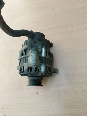 Foto de ALTERNADOR HYUNDAI TUCSON (JM) referencia 3730027012 foto 3