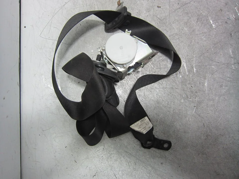Foto de CINTURON SEGURIDAD DELANTERO DERECHO BMW SERIE X3 (E83) 2.0 Turbodiesel CAT (177 CV / 130 KW) referencia 34003070B