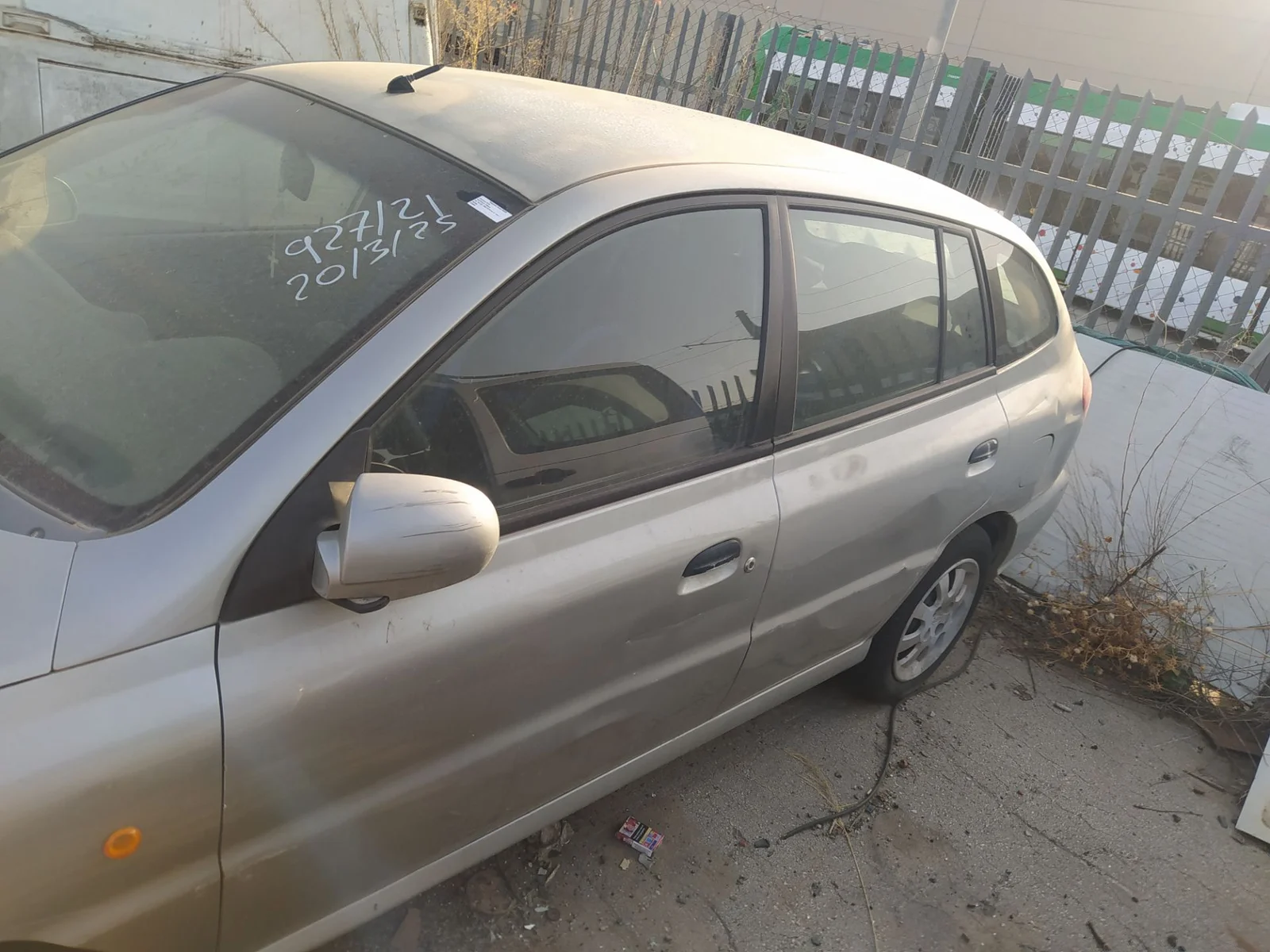 Foto de LUNA TRASERA IZQUIERDA KIA RIO (BC) 1.3 CAT (75 CV / 55 KW) referencia 0K34C73511