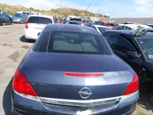 Foto de MANETA EXTERIOR MALETERO / PORTON OPEL ASTRA H TWIN TOP 1.8 16V (140 CV / 103 KW)