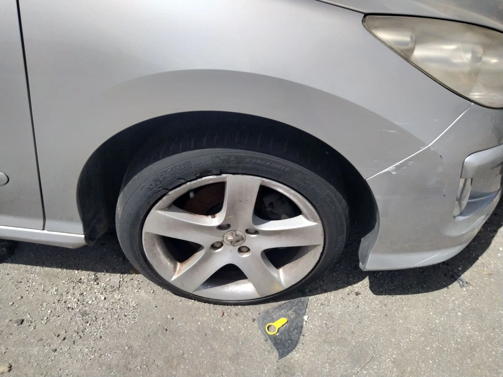 Foto de AMORTIGUADOR DELANTERO DERECHO PEUGEOT 308 SW 2.0 16V HDi FAP CAT (RHR / DW10BTED4) (136 CV / 100 KW) referencia 520822