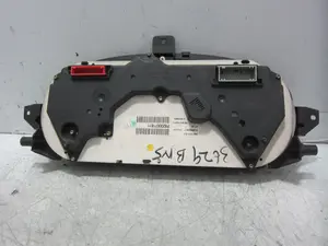 Foto de CUADRO INSTRUMENTOS RENAULT MEGANE I FASE 2 BERLINA (BA0) 1.9 dCi Diesel CAT (102 CV / 75 KW) referencia 8200071811 foto 4