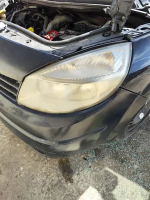 Foto de FARO IZQUIERDO RENAULT SCENIC II (JM) 1.9 dCi Diesel (120 CV / 88 KW) referencia 7701064132 foto 2