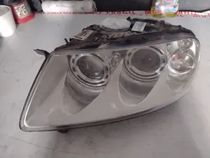 Foto de FARO IZQUIERDO VOLKSWAGEN TOUAREG (7L6) 2.5 TDI DPF (174 CV / 128 KW) referencia 89027878