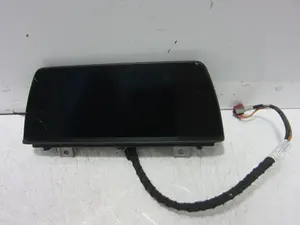 Foto de PANTALLA MULTIFUNCION BMW SERIE 3 BERLINA (F30N) 3.0 Turbodiesel (313 CV / 230 KW) referencia 9292247026