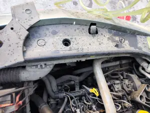 Foto de PANEL FRONTAL RENAULT MEGANE II BERLINA 5P 1.5 dCi Diesel (101 CV / 74 KW)