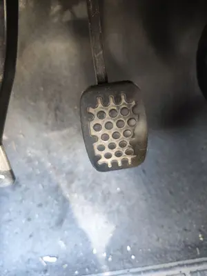 Foto de PEDAL FRENO CHEVROLET MATIZ 0.8 CAT (52 CV / 38 KW)