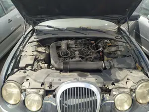 Foto de PUNTA CHASIS DELANTERA JAGUAR S-TYPE (03.1999) 4.0 V8 32V CAT (276 CV / 203 KW)