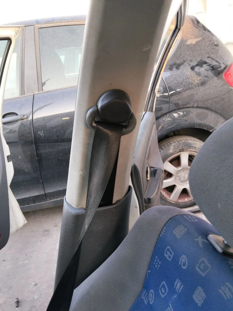 Foto de CINTURON SEGURIDAD DELANTERO DERECHO SEAT IBIZA (6K1) 1.9 TDI (90 CV / 66 KW) referencia 6K4857706A FKZ