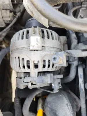 Foto de ALTERNADOR VOLKSWAGEN POLO IV (9N3) 1.9 TDI (101 CV / 74 KW) referencia 045903023A