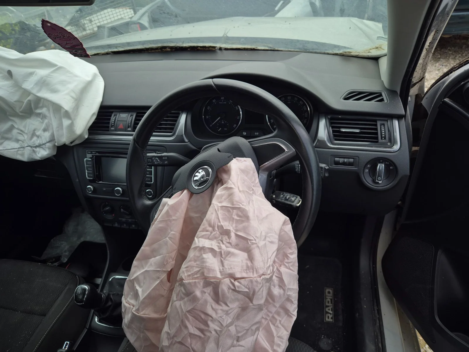 Foto de MANDO LIMPIA SKODA RAPID (NH) 1.2 8V TSI (86 CV / 63 KW)