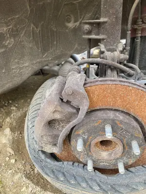 Foto de PINZA DE FRENO DELANTERA DERECHA HYUNDAI I30 (FD) 1.6 CRDi CAT (116 CV / 85 KW)