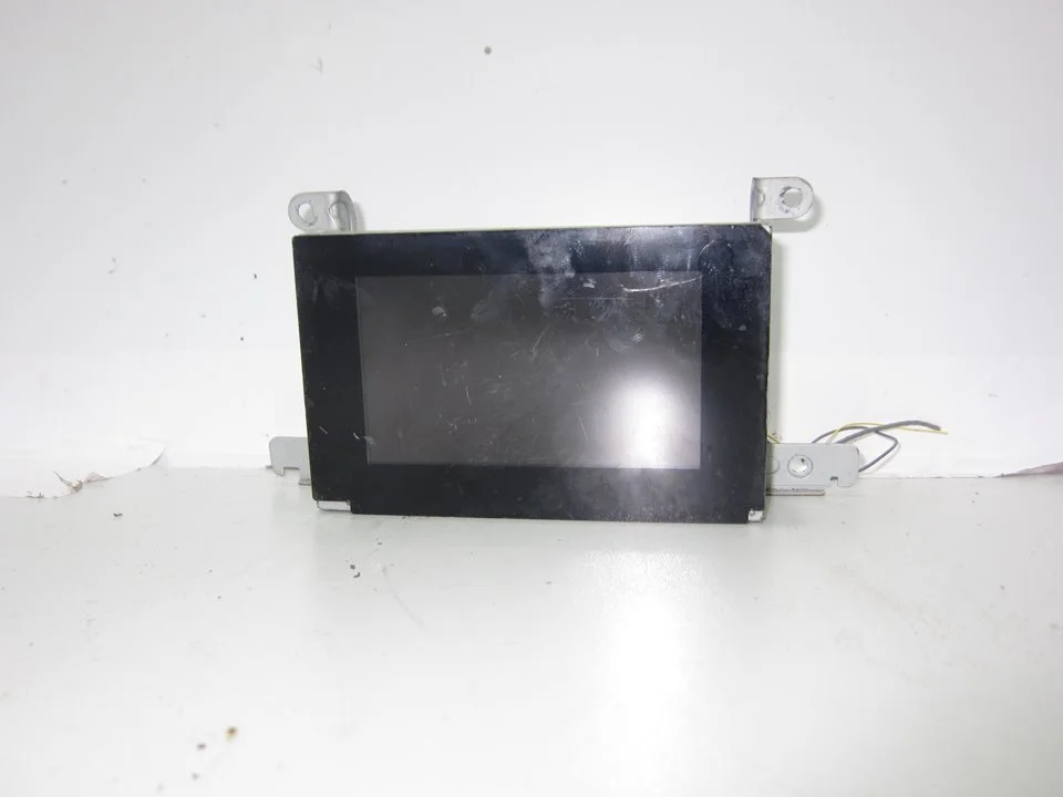 Foto de PANTALLA MULTIFUNCION NISSAN PRIMERA BERLINA (P12) referencia 021394