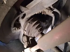 Foto de PINZA DE FRENO DELANTERA DERECHA VOLKSWAGEN PASSAT BERLINA (3B3) 1.9 TDI (131 CV / 96 KW) referencia 8E0615124A