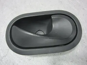 Foto de MANETA INTERIOR DELANTERA DERECHA RENAULT SCENIC II (JM) referencia 8200028486