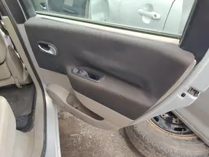 Foto de CERRADURA PUERTA TRASERA DERECHA RENAULT SCENIC II (JM) 1.6 16V (113 CV / 83 KW) referencia 8200119333
