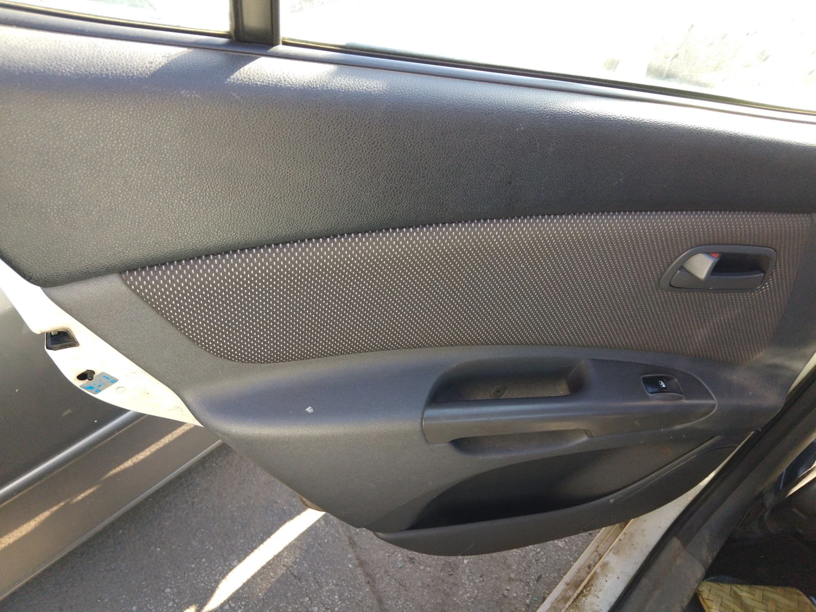 Foto de ELEVALUNAS TRASERO IZQUIERDO KIA RIO (JB) 1.5 CRDi (110 CV / 81 KW) referencia 834031G010