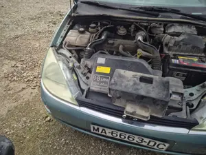 Foto de PANEL FRONTAL FORD FOCUS FAMILIAR (CAK) 1.8 TDDI Turbodiesel CAT (90 CV / 66 KW)