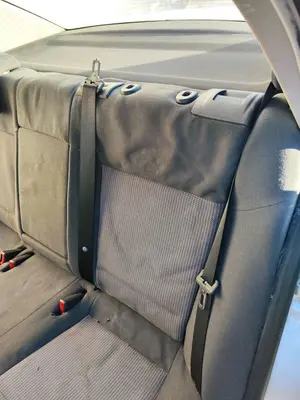 Foto de CINTURON SEGURIDAD TRASERO IZQUIERDO OPEL VECTRA C BERLINA 1.9 CDTI (120 CV / 88 KW)