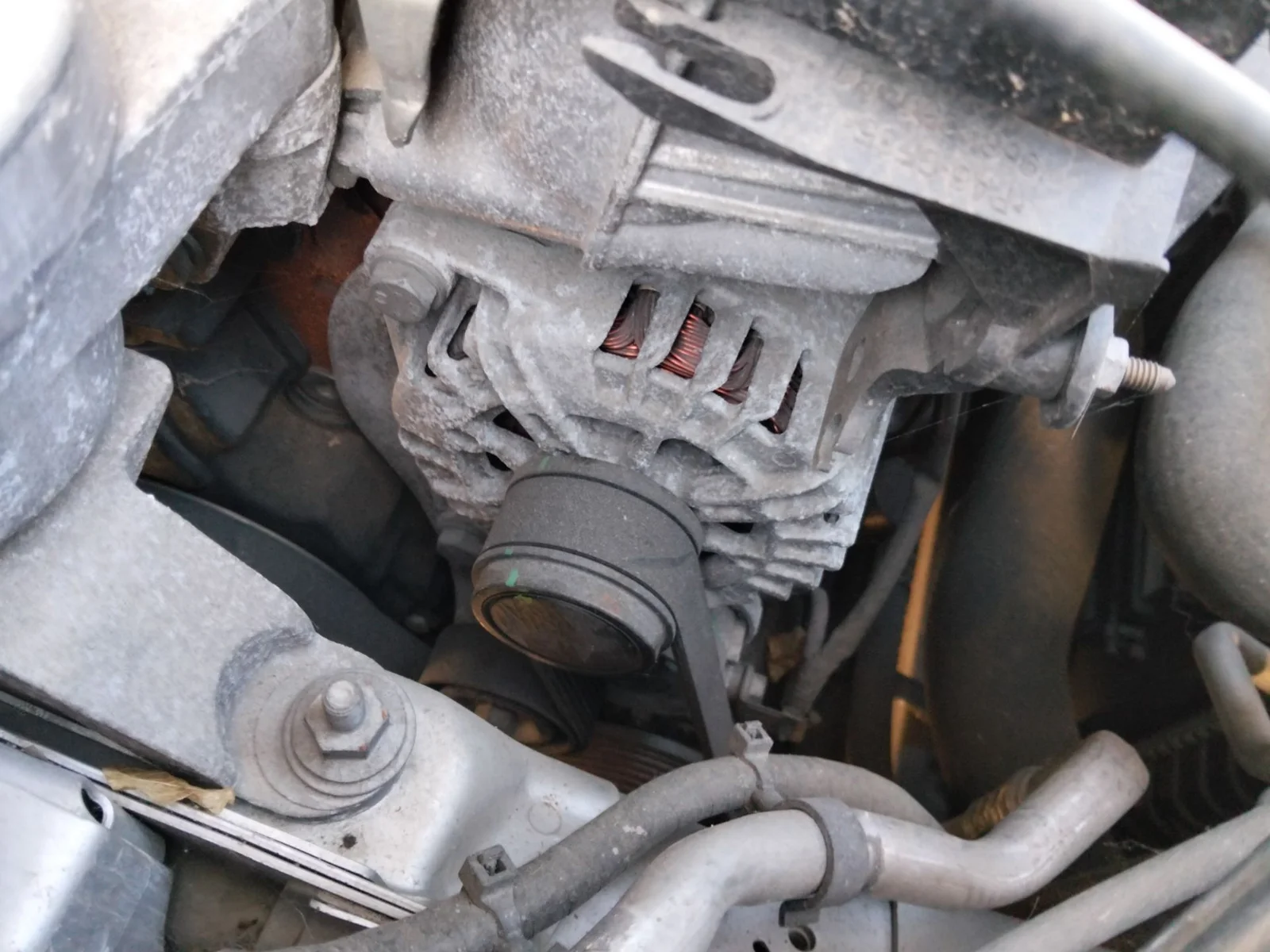 Foto de ALTERNADOR FORD S-MAX (CA1) 2.0 TDCi CAT (131 CV / 96 KW) referencia 1678608