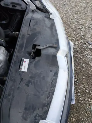 Foto de REFUERZO PARAGOLPES DELANTERO CITROEN C4 BERLINA 1.6 16V HDi FAP (109 CV / 80 KW)