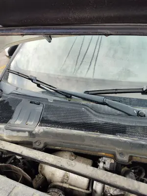 Foto de BRAZO LIMPIA DELANTERO DERECHO LAND ROVER RANGE ROVER EVOQUE 2.0 Td4 CAT (150 CV / 110 KW) referencia LR027683