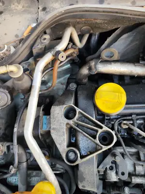 Foto de TUBOS AIRE ACONDICIONADO RENAULT MEGANE II BERLINA 5P 1.5 dCi Diesel (101 CV / 74 KW)