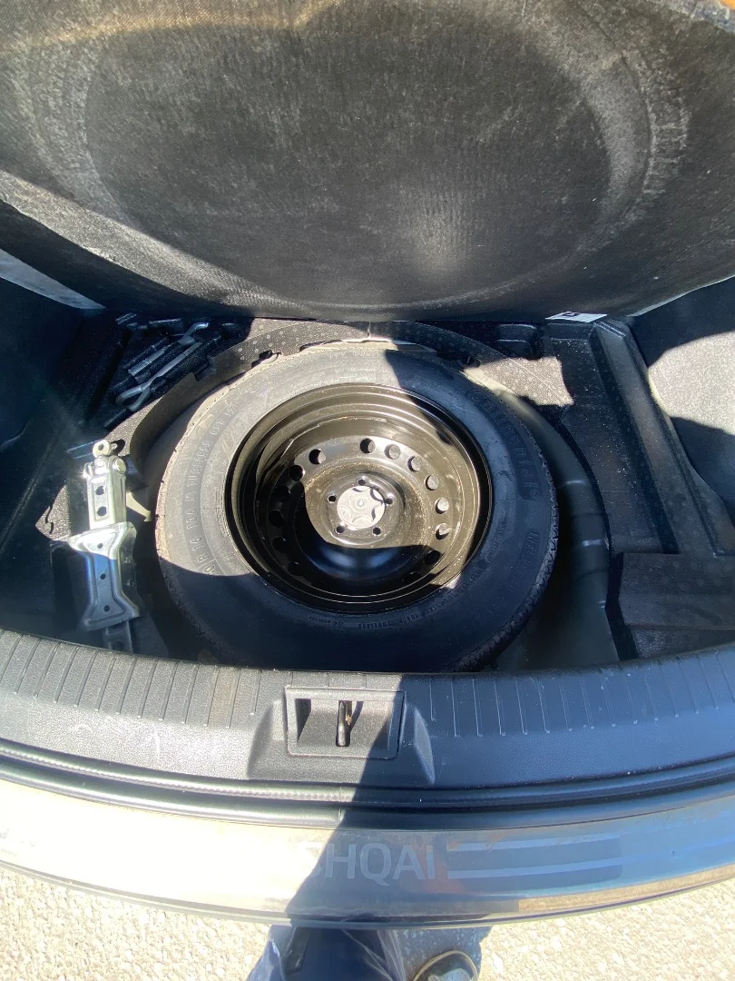 Foto de RUEDA DE REPUESTO NISSAN QASHQAI (J10) 2.0 16V CAT (141 CV / 104 KW)