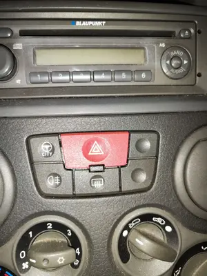 Foto de WARNING FIAT II PANDA (169) 1.2 CAT (60 CV / 44 KW)