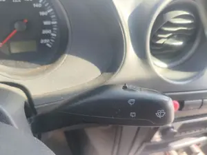 Foto de MANDO LIMPIA SEAT IBIZA (6L1) 1.4 16V (75 CV / 55 KW)