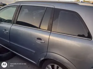 Foto de MANETA EXTERIOR TRASERA IZQUIERDA OPEL ZAFIRA B 1.9 16V CDTI CAT (Z 19 DTH / LRD) (150 CV / 110 KW) referencia 13142770