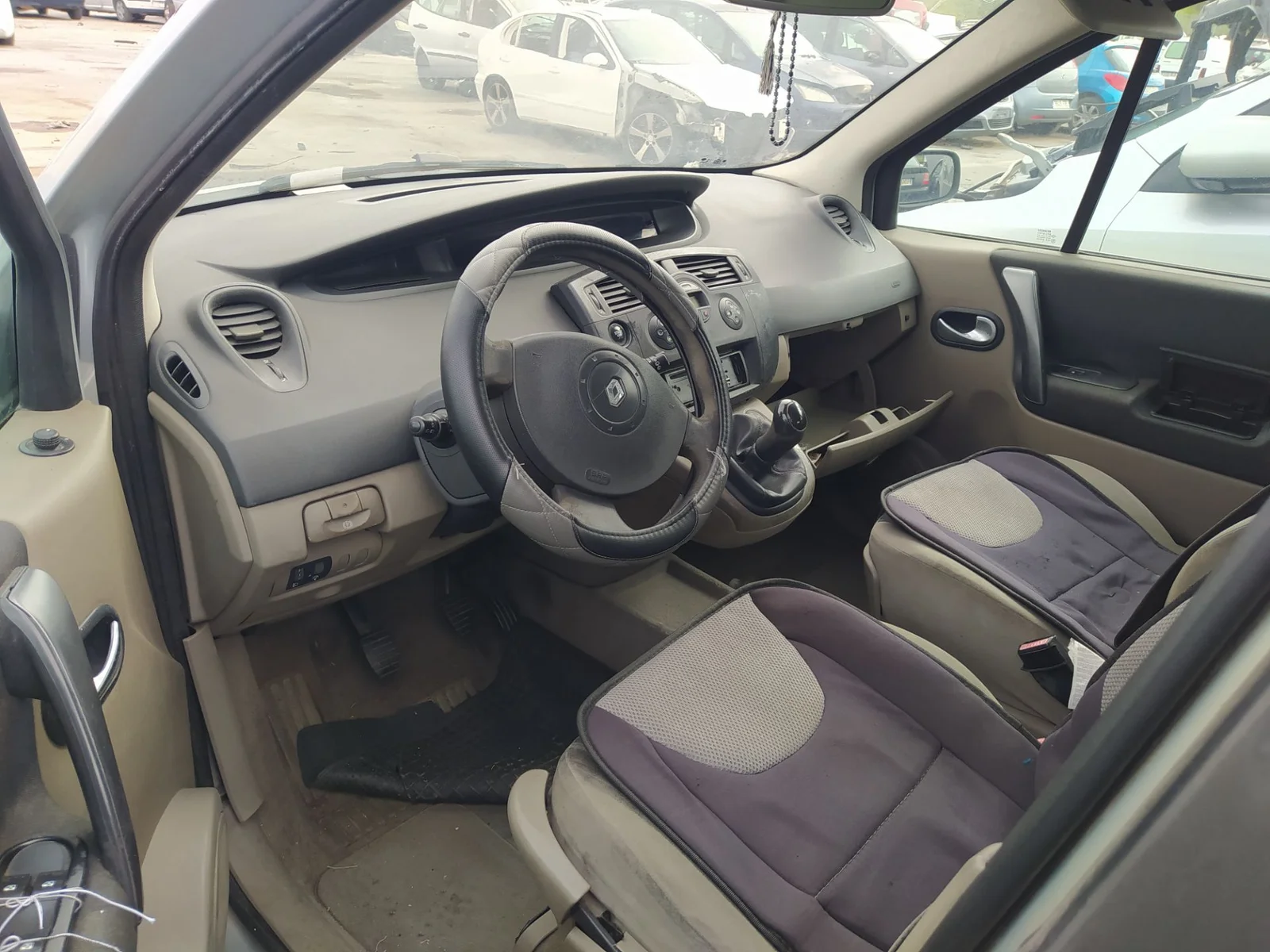 Foto de SALPICADERO RENAULT SCENIC II (JM) 1.6 16V (113 CV / 83 KW) referencia 8200139257