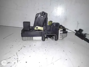 Foto de CERRADURA PUERTA TRASERA IZQUIERDA SAAB 9-5 BERLINA 3.0 V6 TiD CAT (175 CV / 129 KW) referencia 4855193 foto 3