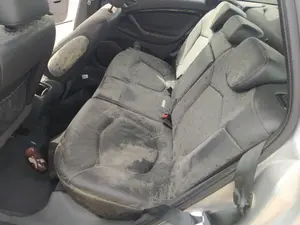 Foto de ASIENTOS TRASERO IZQUIERDO CITROEN C5 BREAK 2.0 HDi FAP CAT (RHR / DW10BTED4) (136 CV / 100 KW)