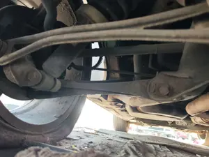 Foto de BRAZO SUSPENSION TRASERO IZQUIERDO VOLKSWAGEN TOUAREG (7L6) 4.2 V8 32V FSI (350 CV / 257 KW) referencia 7L0505311B