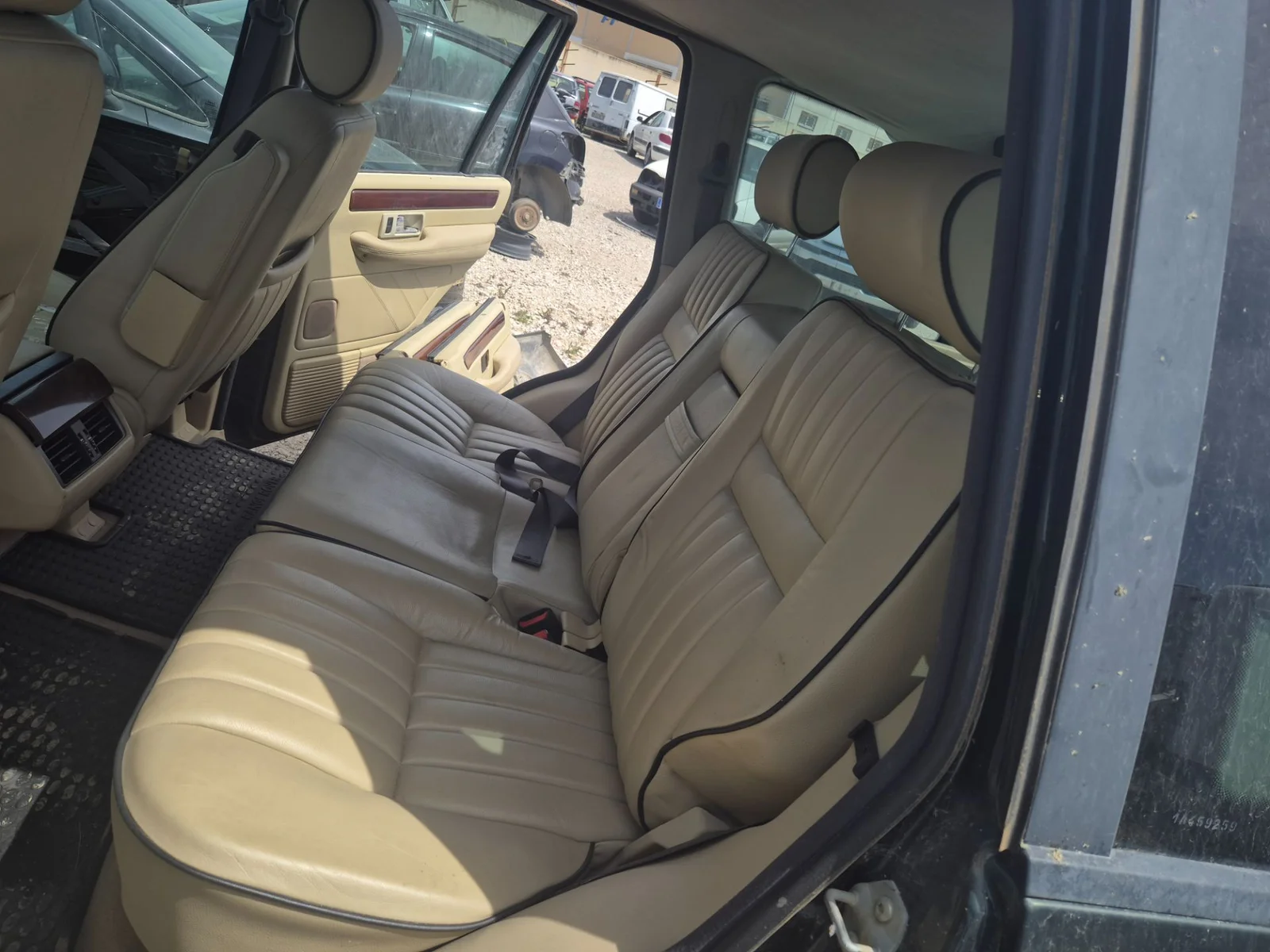 Foto de CINTURON SEGURIDAD TRASERO IZQUIERDO LAND ROVER RANGE ROVER (LP) 4.6 CAT (218 CV / 160 KW)